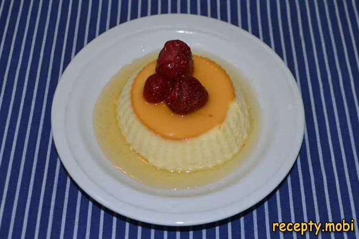 Крем-карамель со вкусом апельсина – нежный французский десерт