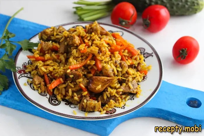 Плов со свининой в мультиварке
