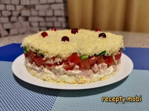 Салат «Минутка» с копчёной грудкой – пошаговый рецепт в домашних условиях