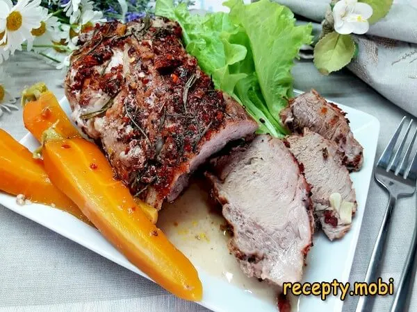 Свиная шея запечённая в фольге в духовке