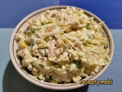 Салат с курицей, ананасами и пекинской капустой – пошаговый рецепт