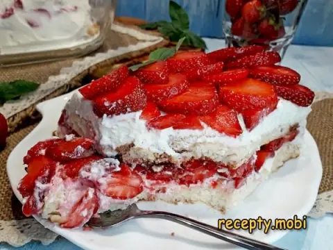 Strawberry Tiramisu