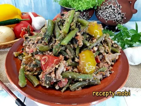 Lobio with Green Beans