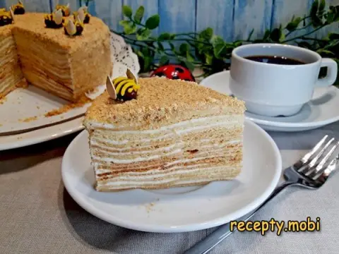 Honey Cake with Sour Cream