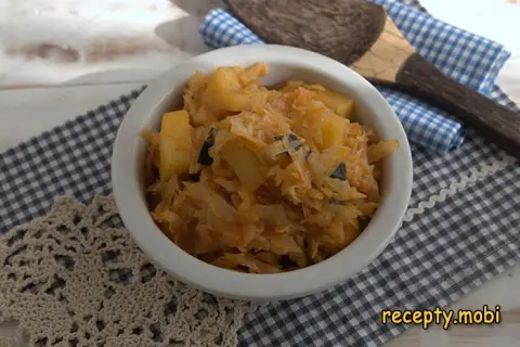 Vegetable Stew with Cabbage and Potatoes