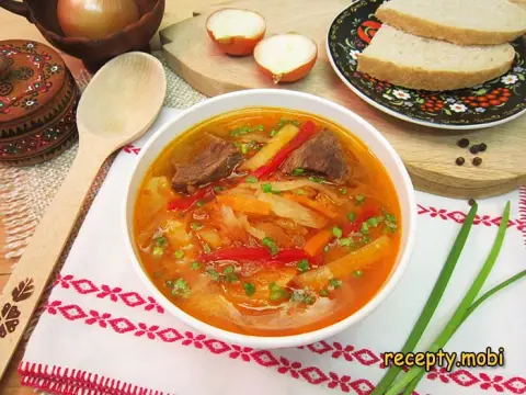 Щи с телятиной из квашеной и свежей капусты