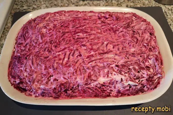 Селёдка под шубой на блюде Селёдка под шубой на блюде