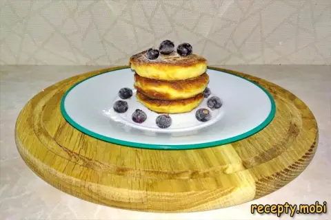 Classic Cottage Cheese Pancakes in a Skillet