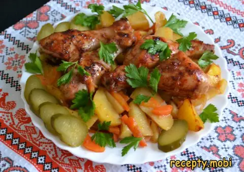 Chicken Drumsticks with Potatoes in Soy-Tomato Sauce in a Sleeve