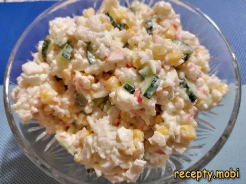 Салат из крабовых палочек с огурцом и кукурузой – пошаговый рецепт в домашних условиях